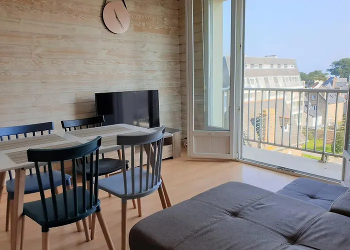 Bel Appartement Renove Au Centre-Ville De Perros-Guirec - Ref 920