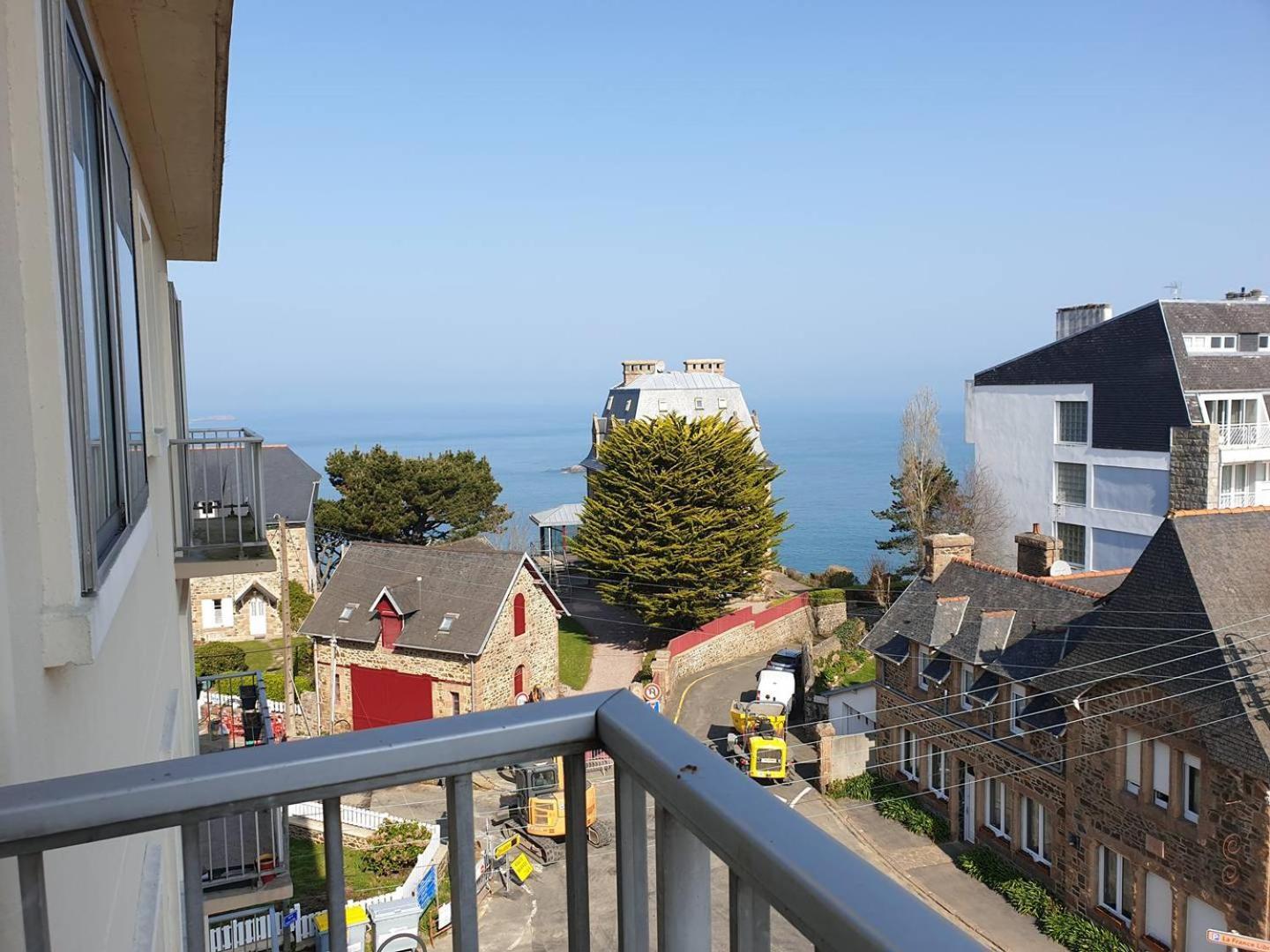 Bel Renove Au Centre-ville De - Ref 920 Appartement Perros-Guirec